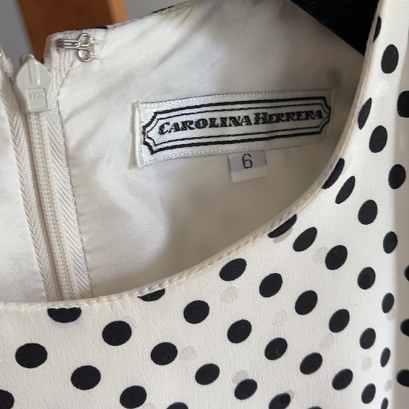 Carolina Herrera polka dot 100% silk dress - Picture 10 of 14